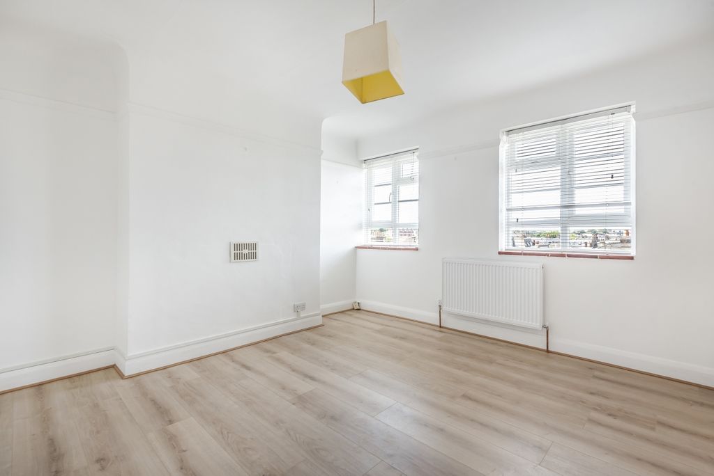 Property photo 1 of 7 486703 (1)