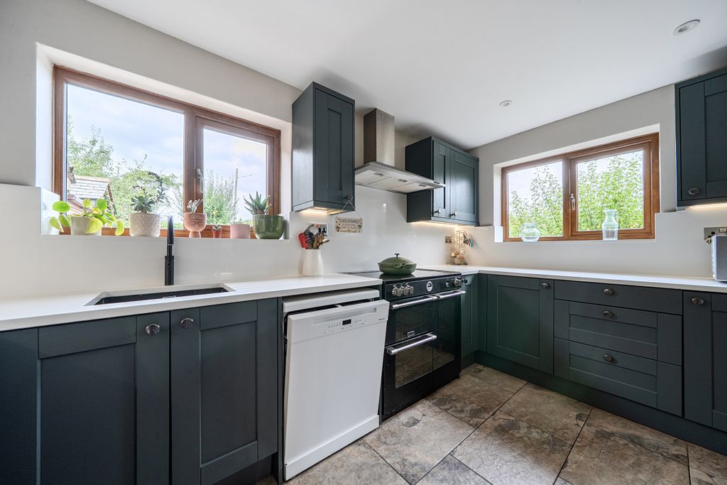 Property photo 3 of 32 1514572 (23)