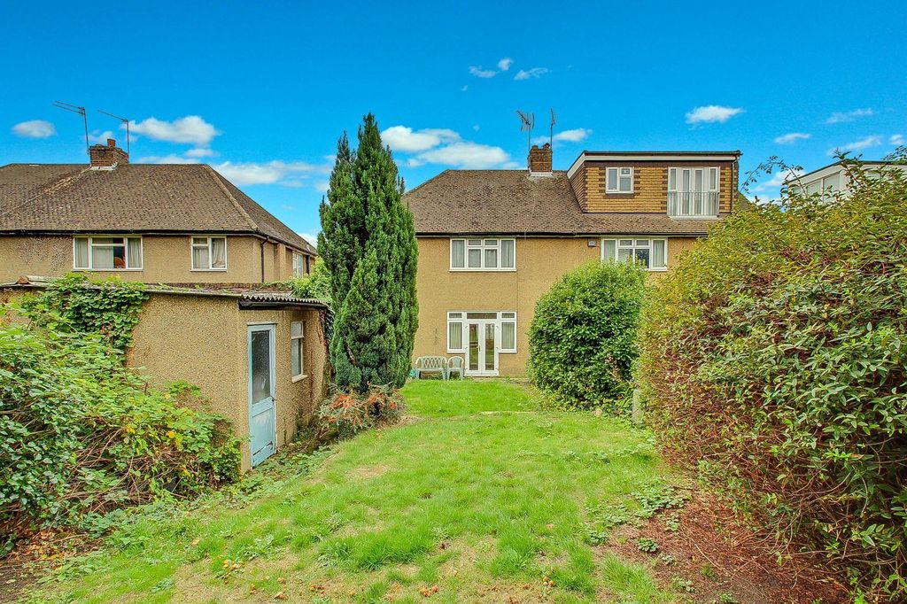 Property photo 2 of 15