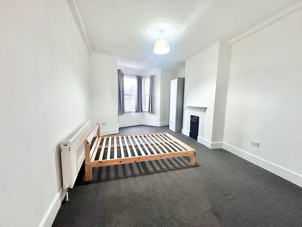 Property photo 1 of 9 Bedroom 3