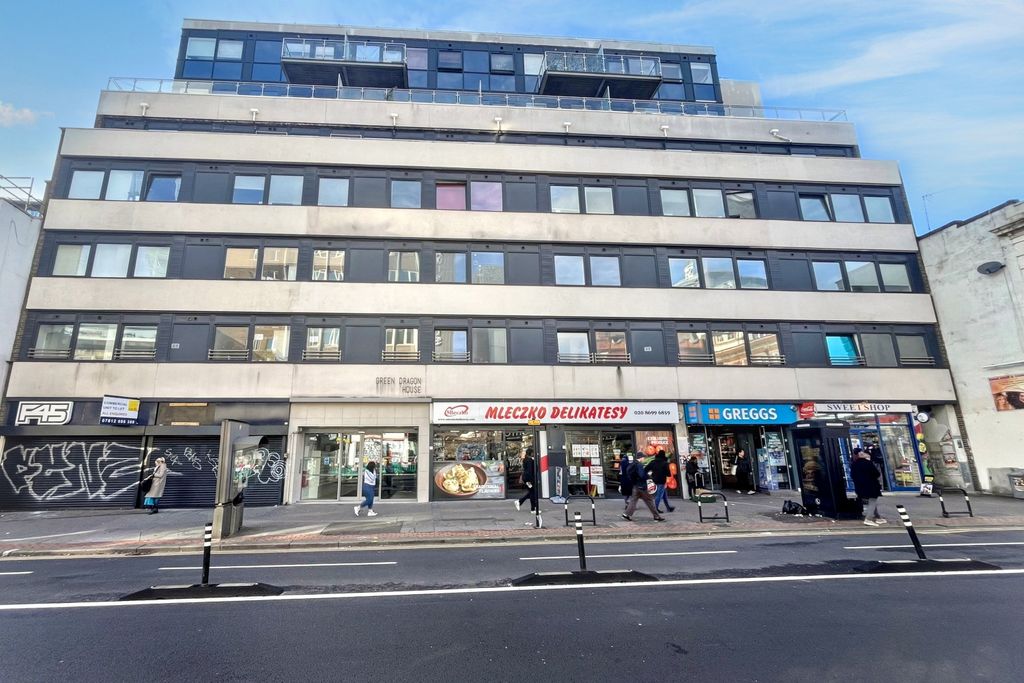 Property photo 1 of 14 Flat 92 Green Dragon House, 64-70 High Street, Croydon, Cr0 1ft