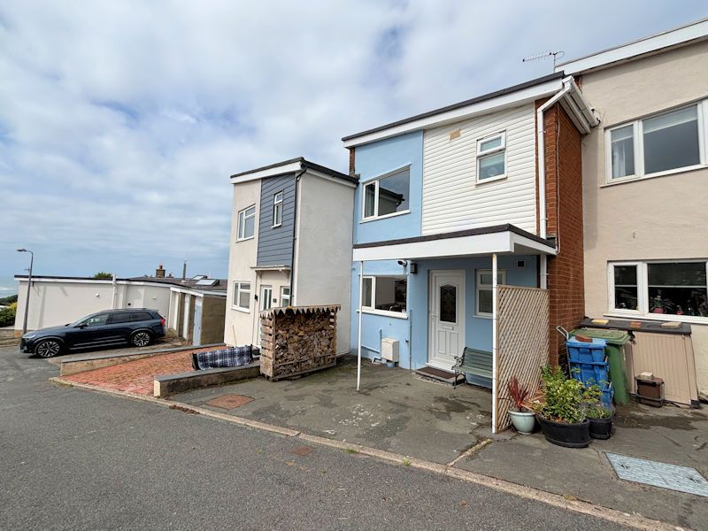 Property photo 2 of 41