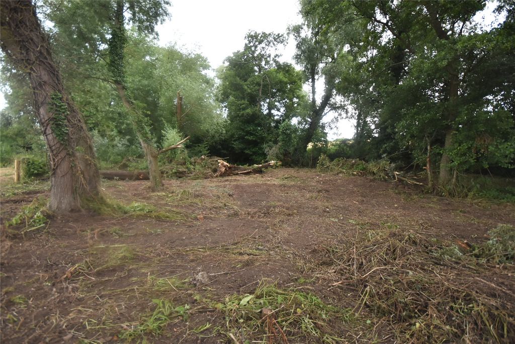 Property photo 3 of 21 Picture No. 22