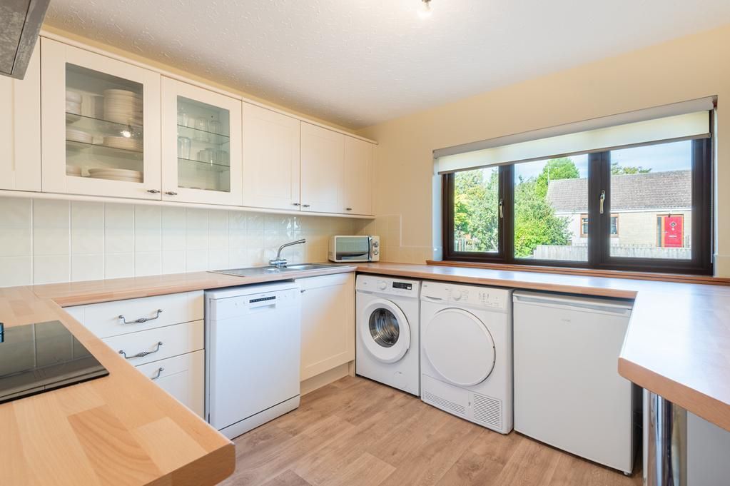 Property photo 3 of 21 Cup1413Seg Breakfasting Kitchen.Jpg