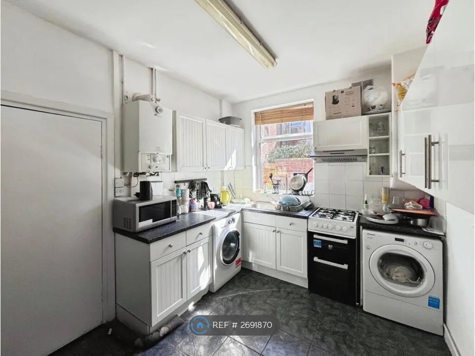 Moseley Road, Fallowfield, Manchester M14 - View 6