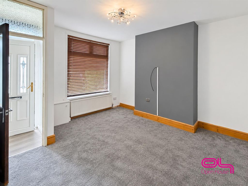 Property photo 2 of 12 Untitled Design - 2026-09-23T131212.398.Png