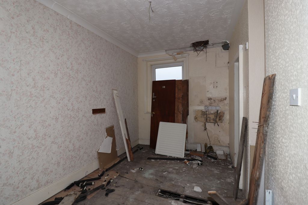 Property photo 3 of 6 32 Wellesley Road, Great Yarmouth Nr30 1EU