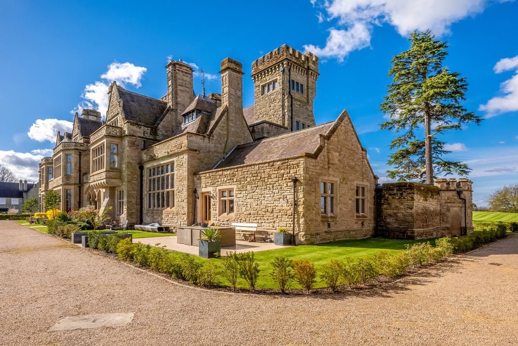 Additional image 27 of 2 bed flat for saleBirmingham Road Hatton Warwick, Warwickshire CV35