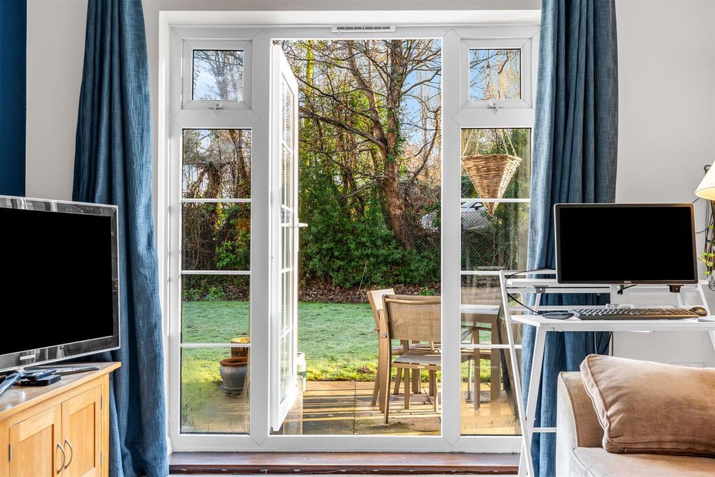 Property photo 3 of 21 Internal-14.Jpg