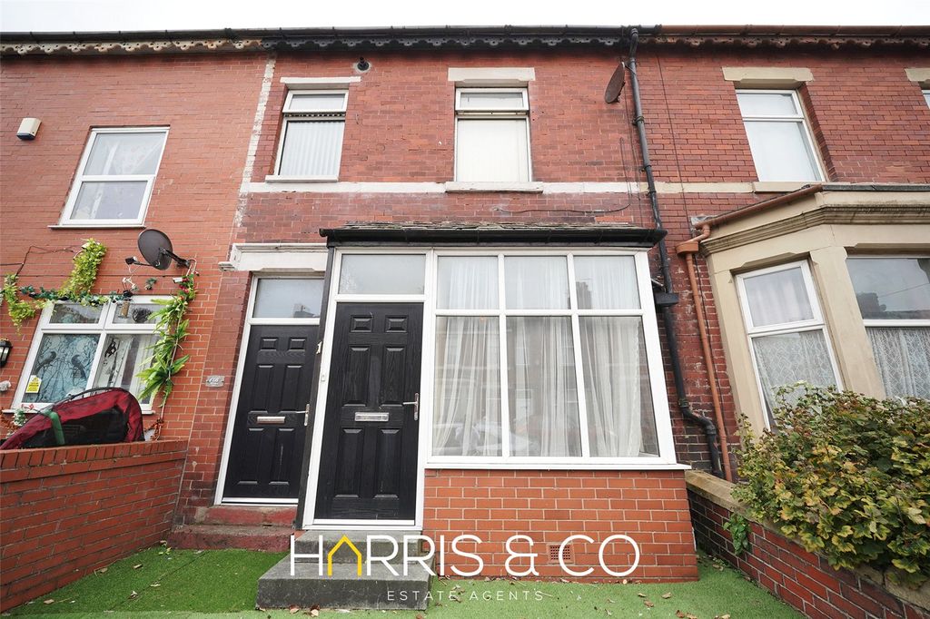 Property photo 1 of 9 Picture No. 05