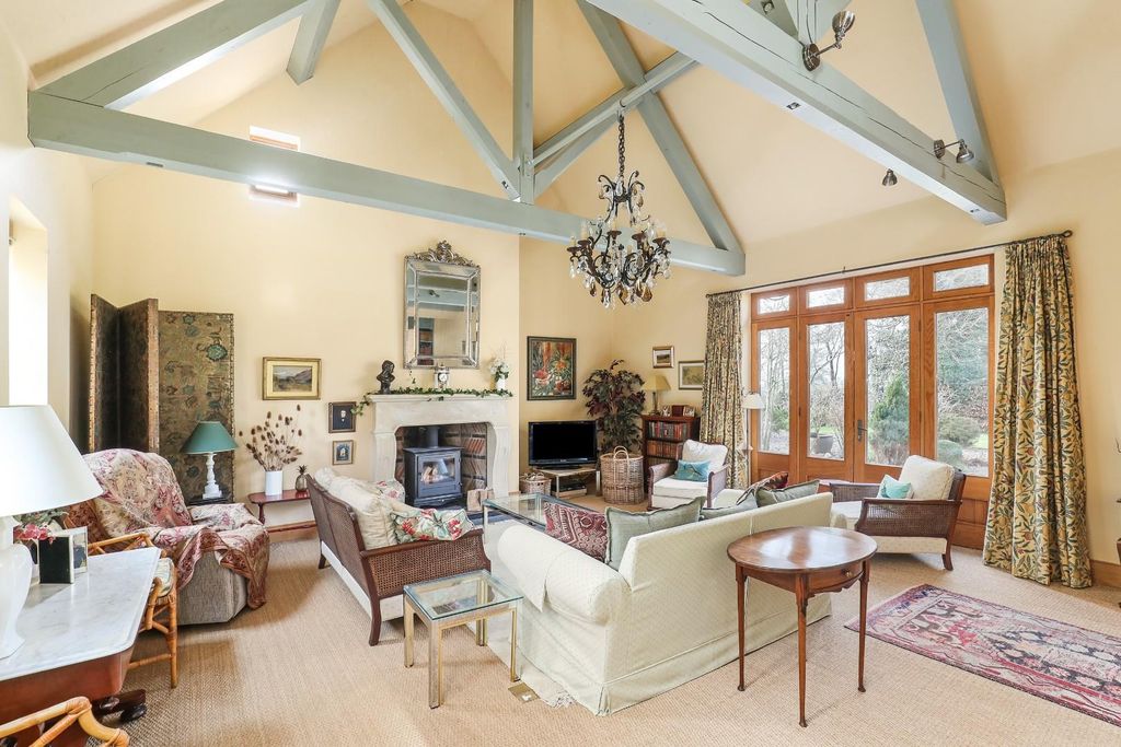 Property photo 2 of 43 Ph56_6356946.Jpg