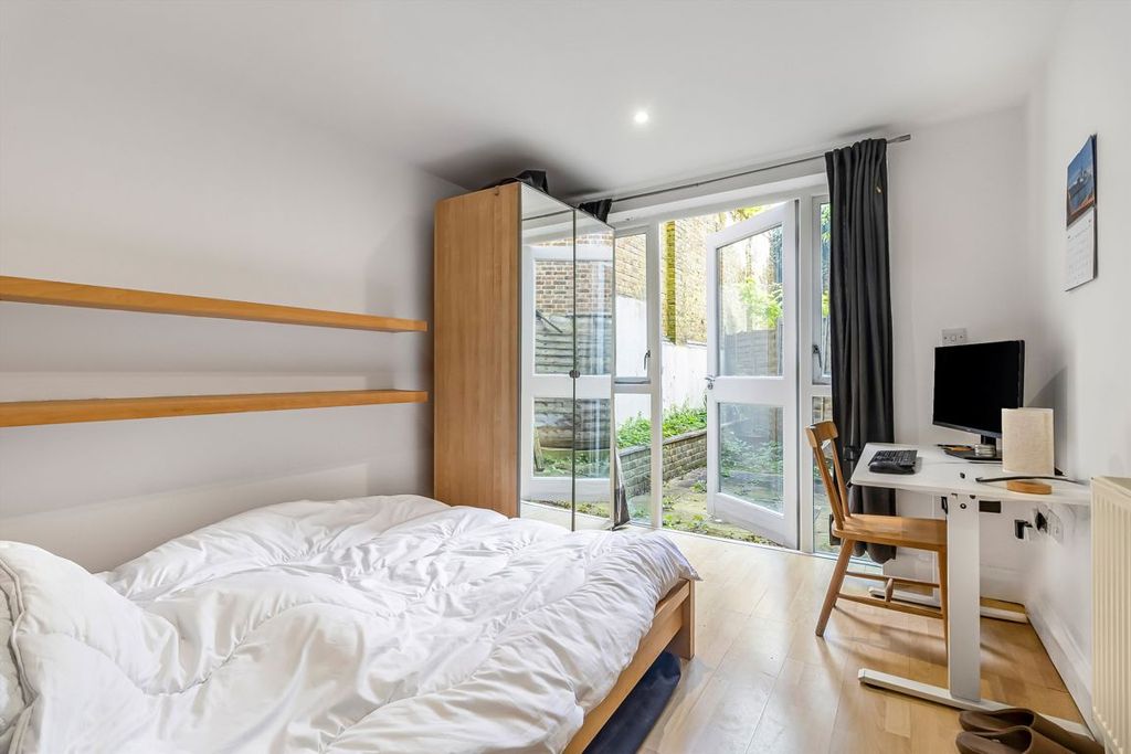 Property photo 3 of 8