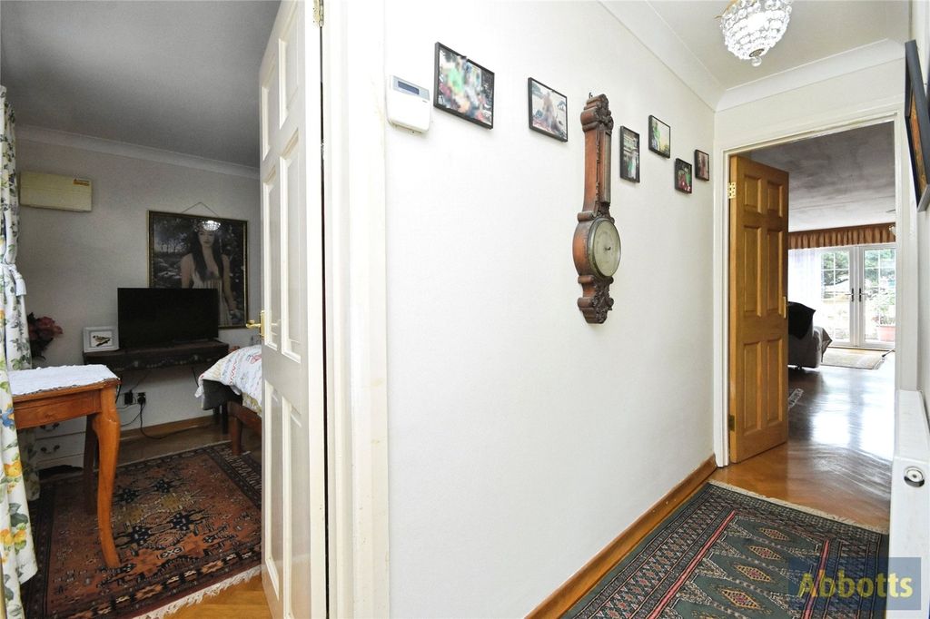 Property photo 2 of 29 Picture No. 05