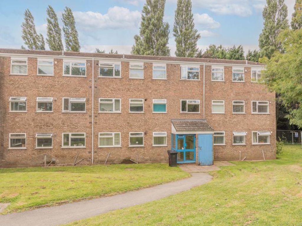 2 bed flat for sale Kitwell