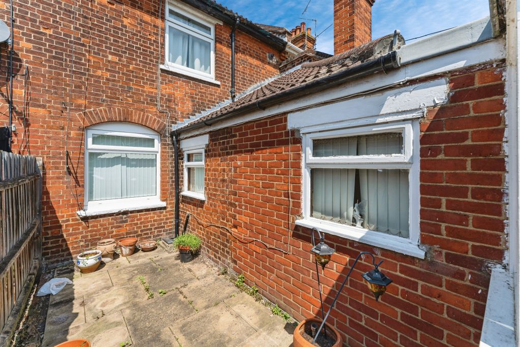 Property photo 3 of 17