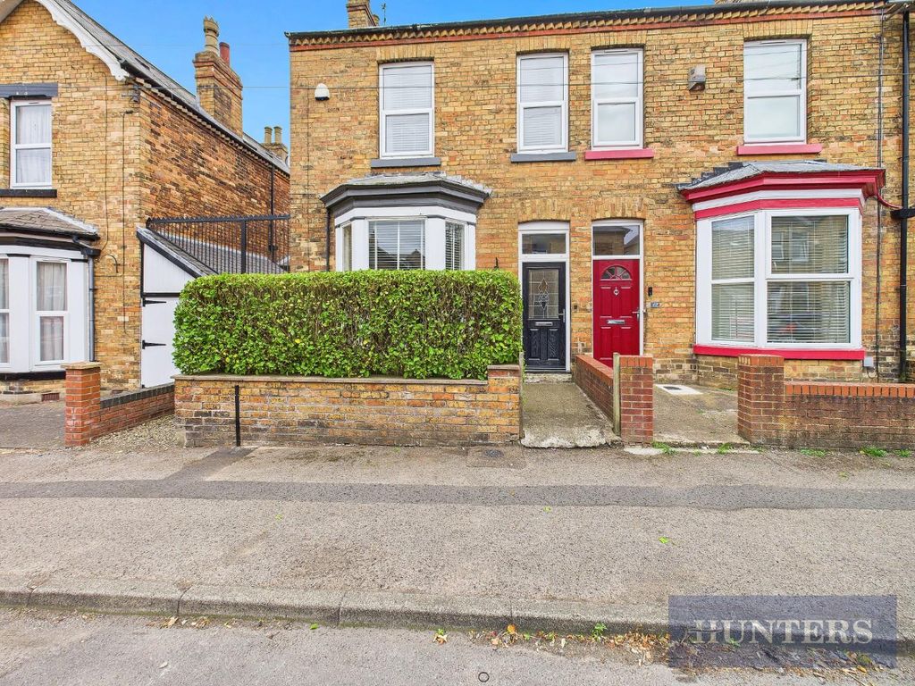 Property photo 1 of 18 Cam05316G0-Pr0193-Still025.Jpg