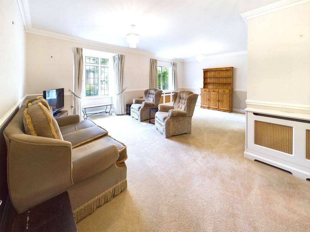 Property photo 2 of 9
