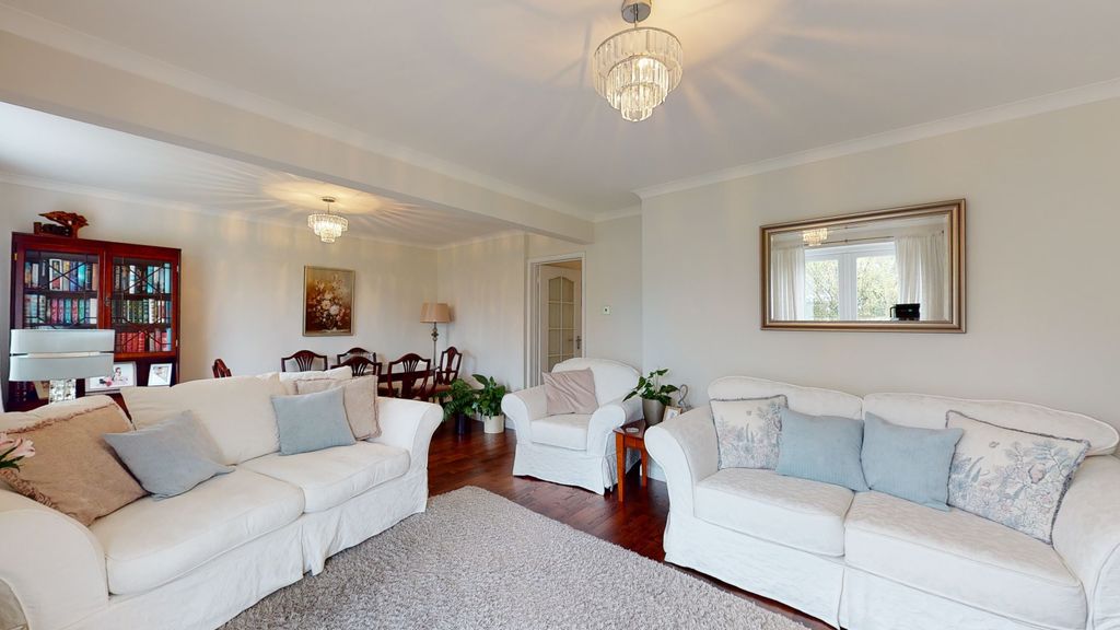 Property photo 2 of 13 Picture 2