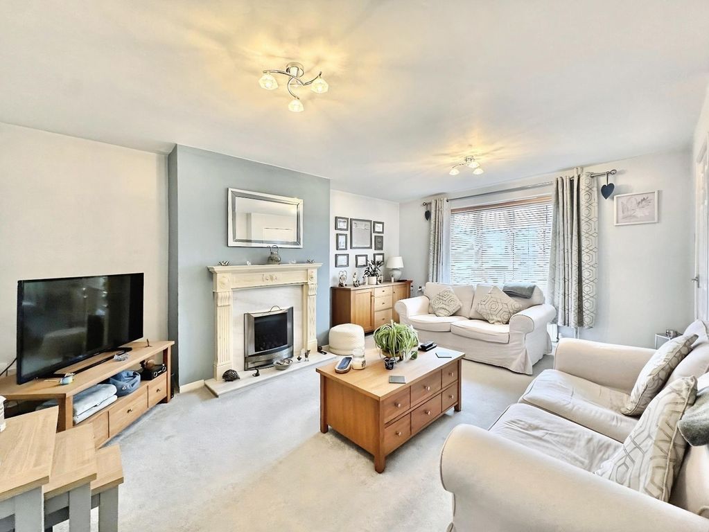 Property photo 3 of 16 Pbox-Img.Jpg