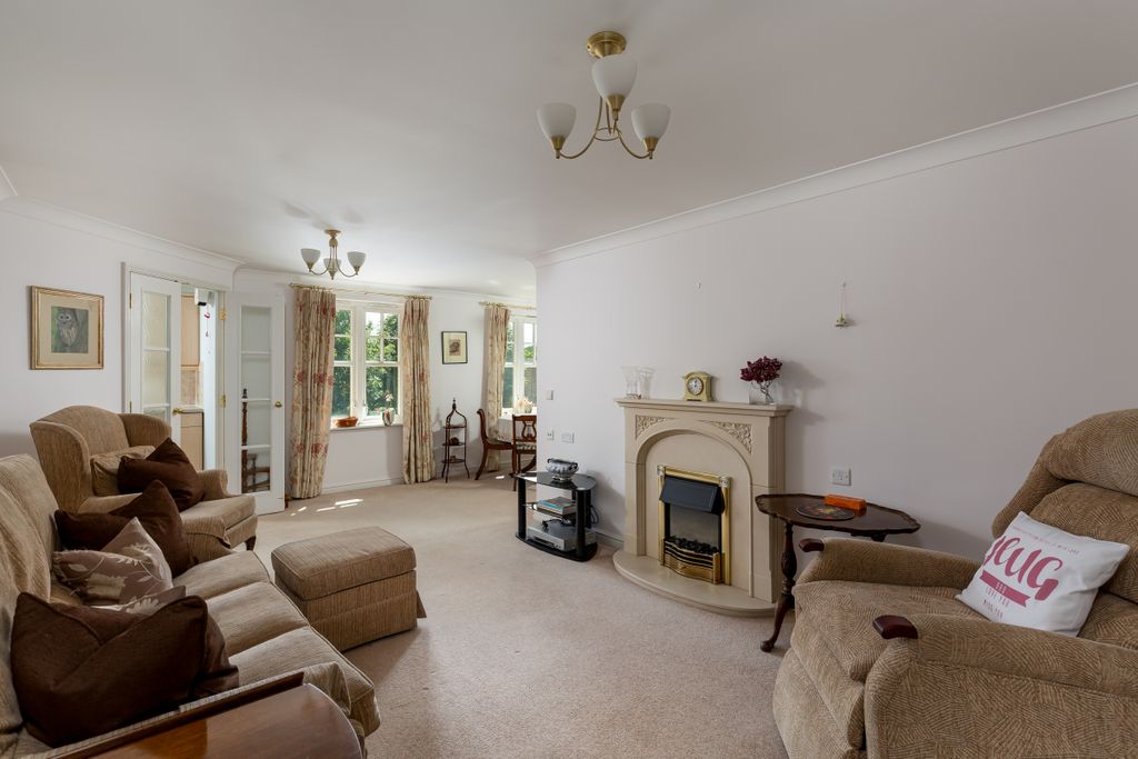 Property photo 2 of 13 Picture No. 10
