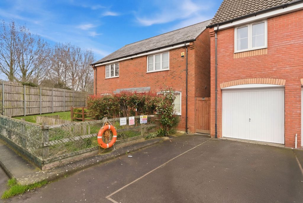 Property photo 1 of 13