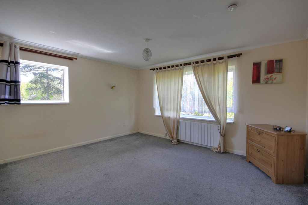 Property photo 3 of 4 Picture No. 03