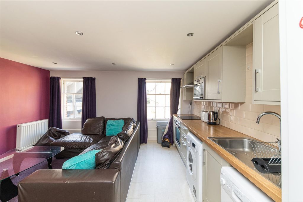 Property photo 3 of 7 Edit-2198.Jpg