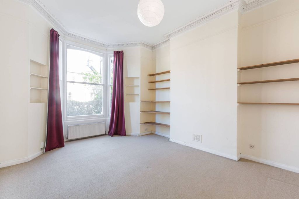 Property photo 3 of 8