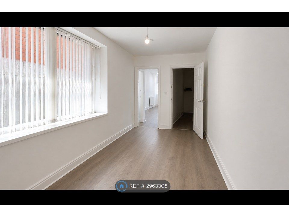 5 bed flat to rentBeverley Road, Hull HU5