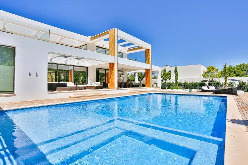 Property photo 2 of 18 Requesting Agency:  Mallorca Agent

Requesting Agent: Sebastian

Location: Santa Ponsa

Type: Villarequesting Agency:  Mallorca Agent

Requesting Agent: Sebastian

Location: Santa Ponsa

Type: Villa