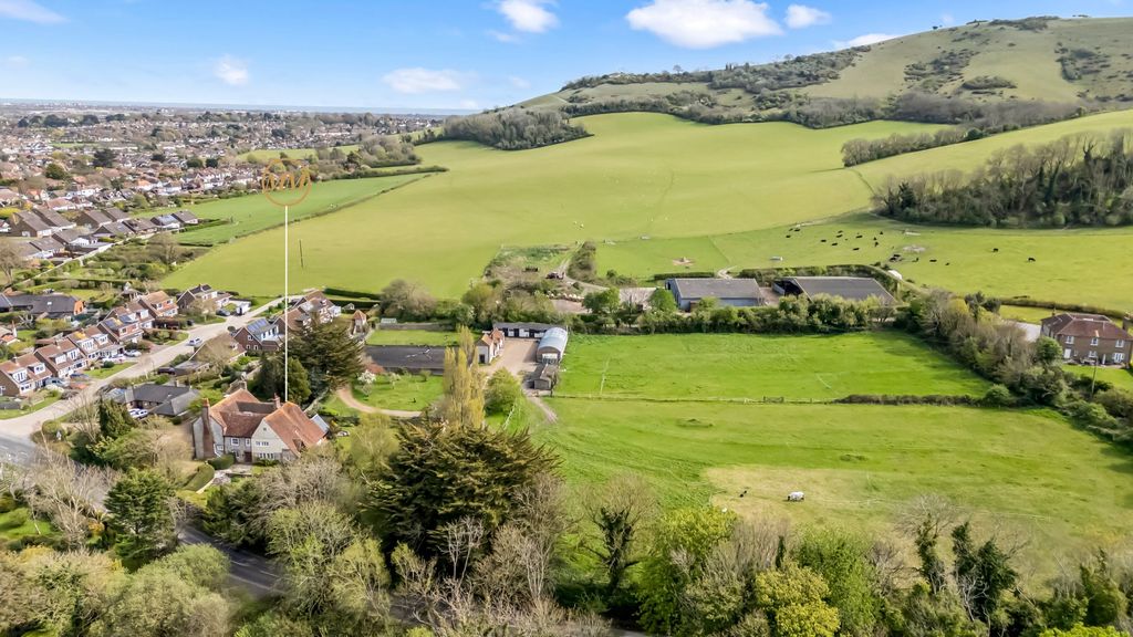 Property photo 3 of 55