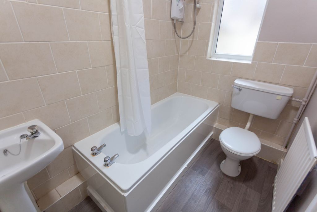 Property photo 3 of 8 Img_4749