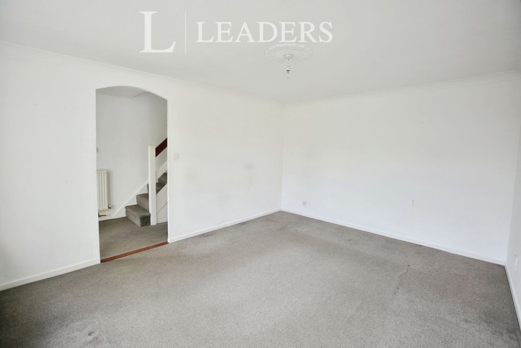 Property photo 3 of 13 Pbox-Img.Jpg