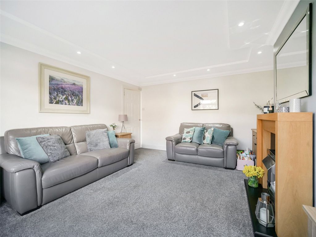 Property photo 3 of 19 Picture No. 03