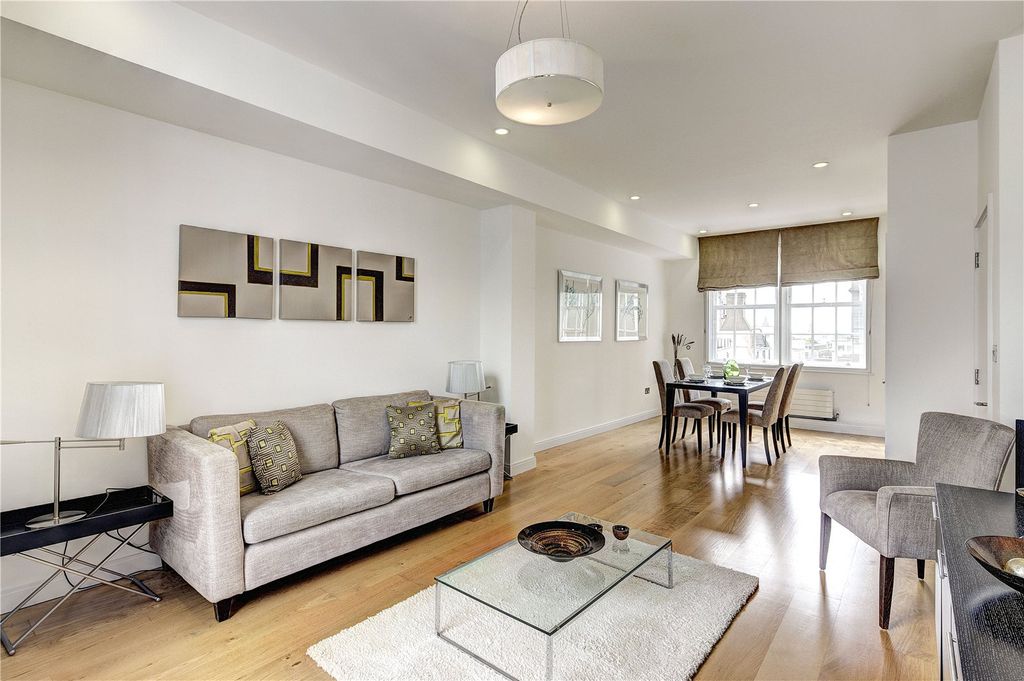 Property photo 3 of 5 Picture No. 04