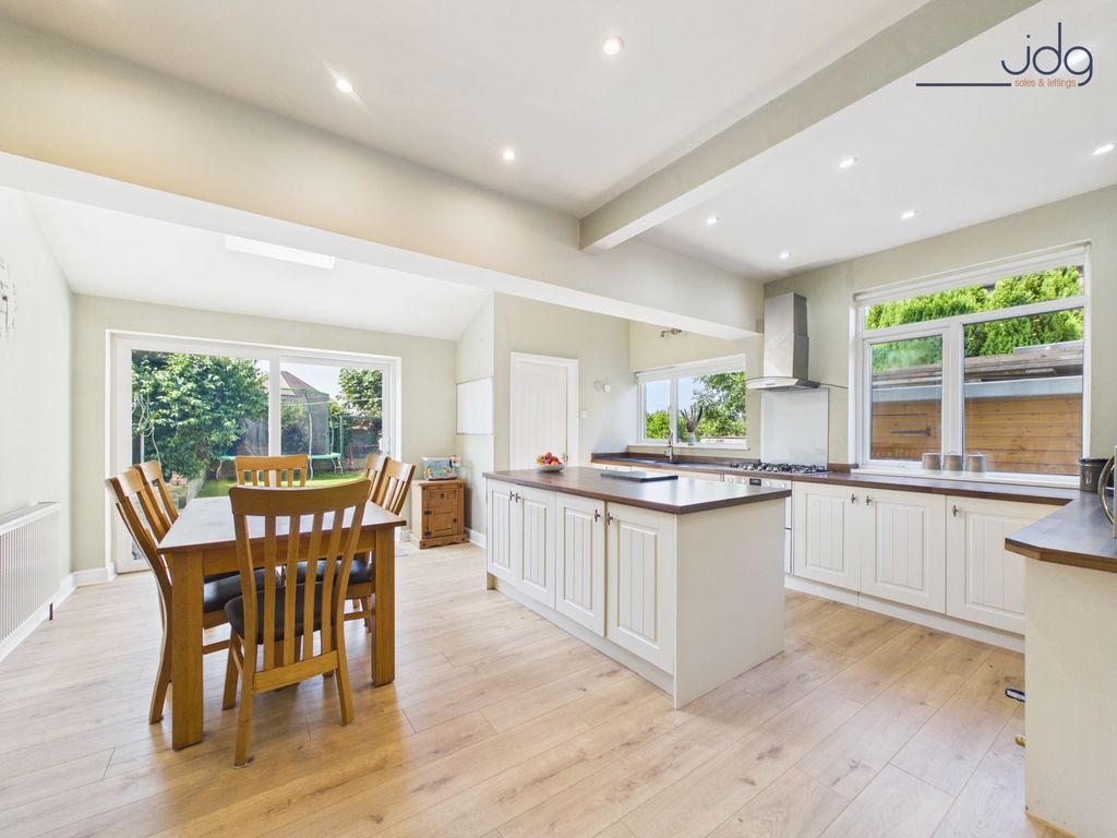 Property photo 3 of 16 Open Plan Living