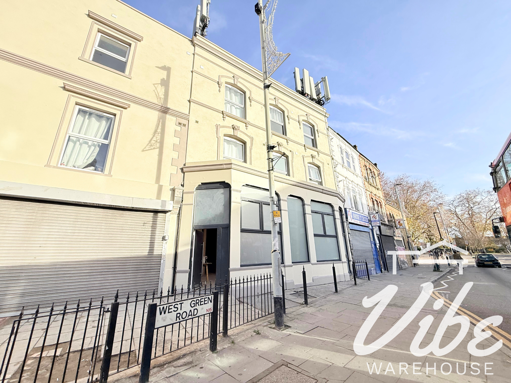 Property photo 2 of 8