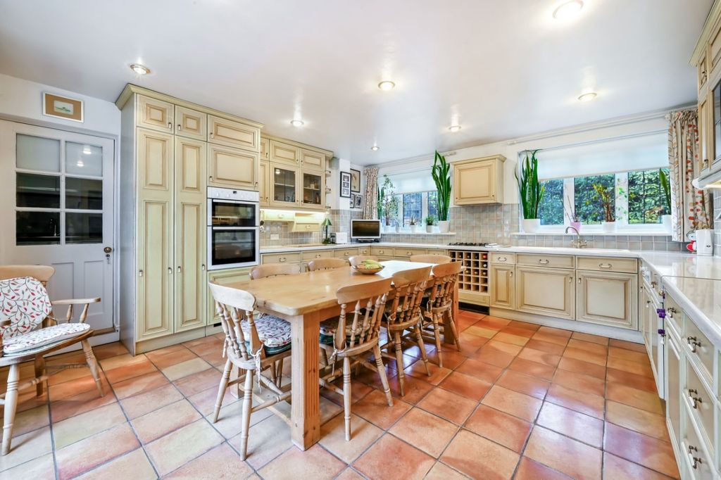 Property photo 3 of 20 Picture No. 04