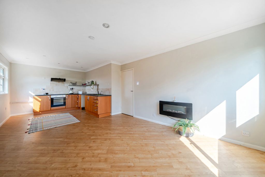 Property photo 2 of 16 1451226-5-69Ef275...