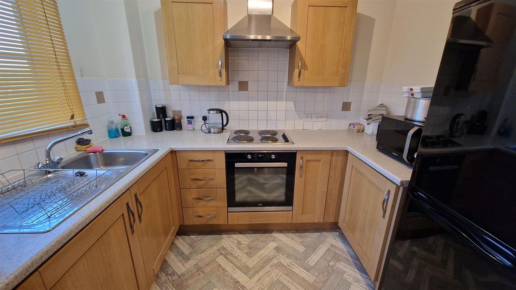 Property photo 3 of 7 Property Photo