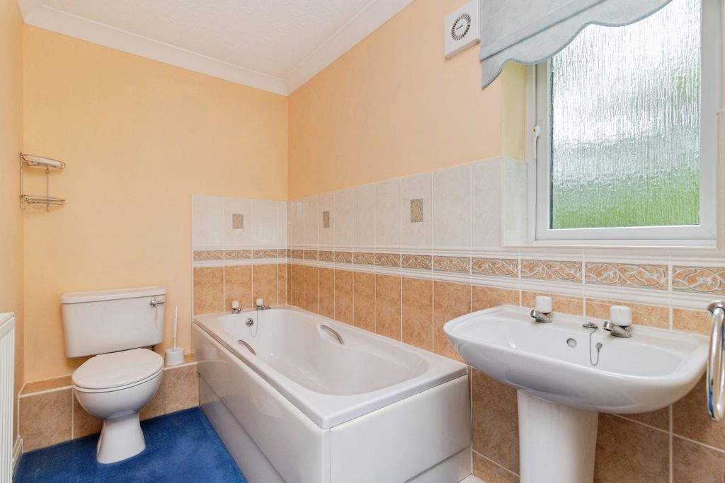 Property photo 3 of 17 Pbox-Img.Jpg