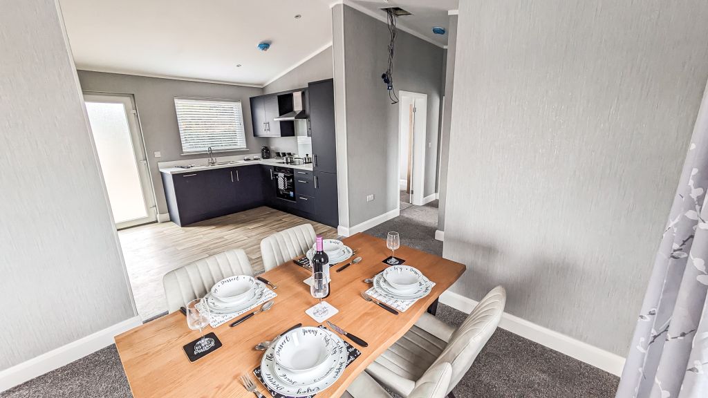 Property photo 1 of 8 Dining Room-2