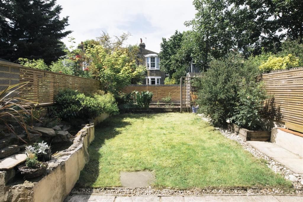 Property photo 3 of 16 Garden 1.Jpg