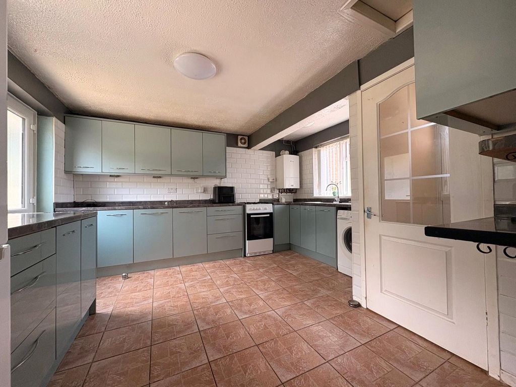 Property photo 3 of 25 Picture No. 07