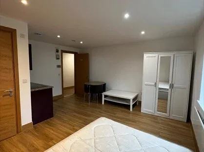 Property photo 3 of 3