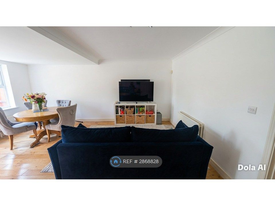 Property photo 2 of 5 Living Room