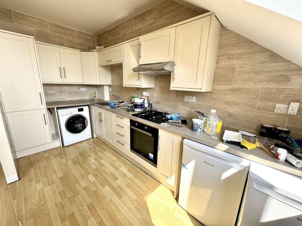 Property photo 3 of 9 Img_5928.Jpg