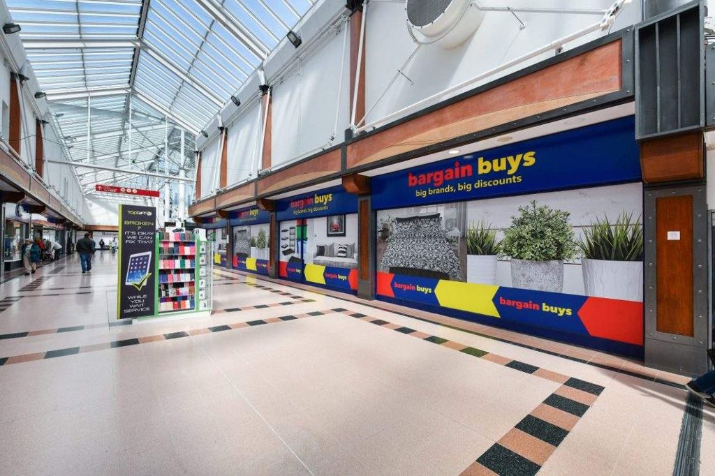 Property photo 3 of 14