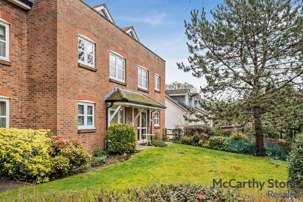 Additional image 26 of 1 bed flat for saleRadford Court, Tower Road, Liphook GU30