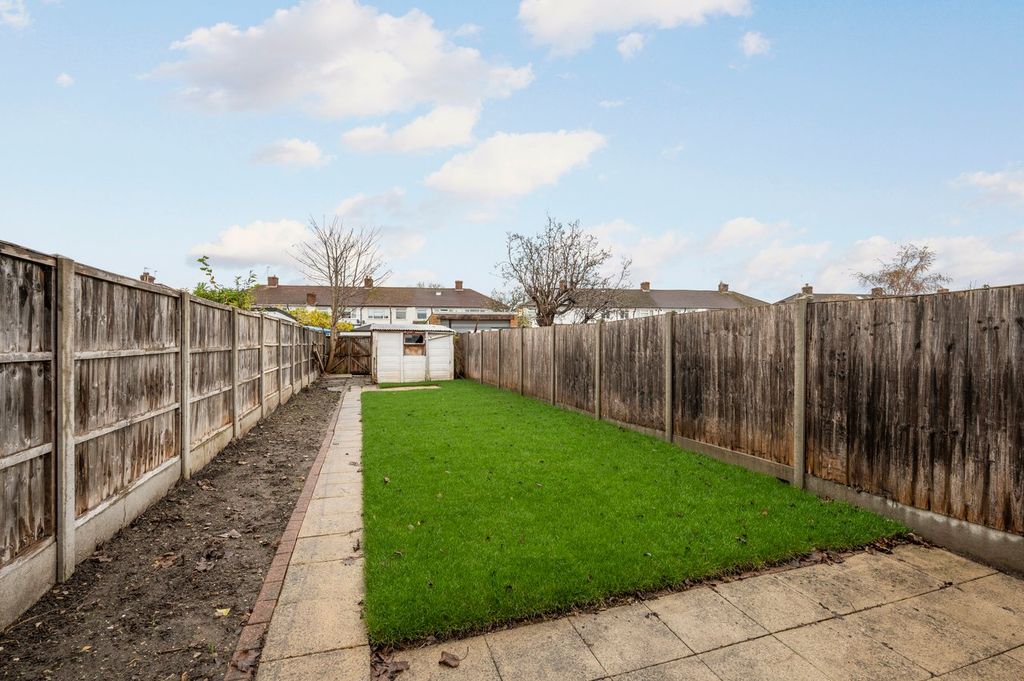 Property photo 3 of 15